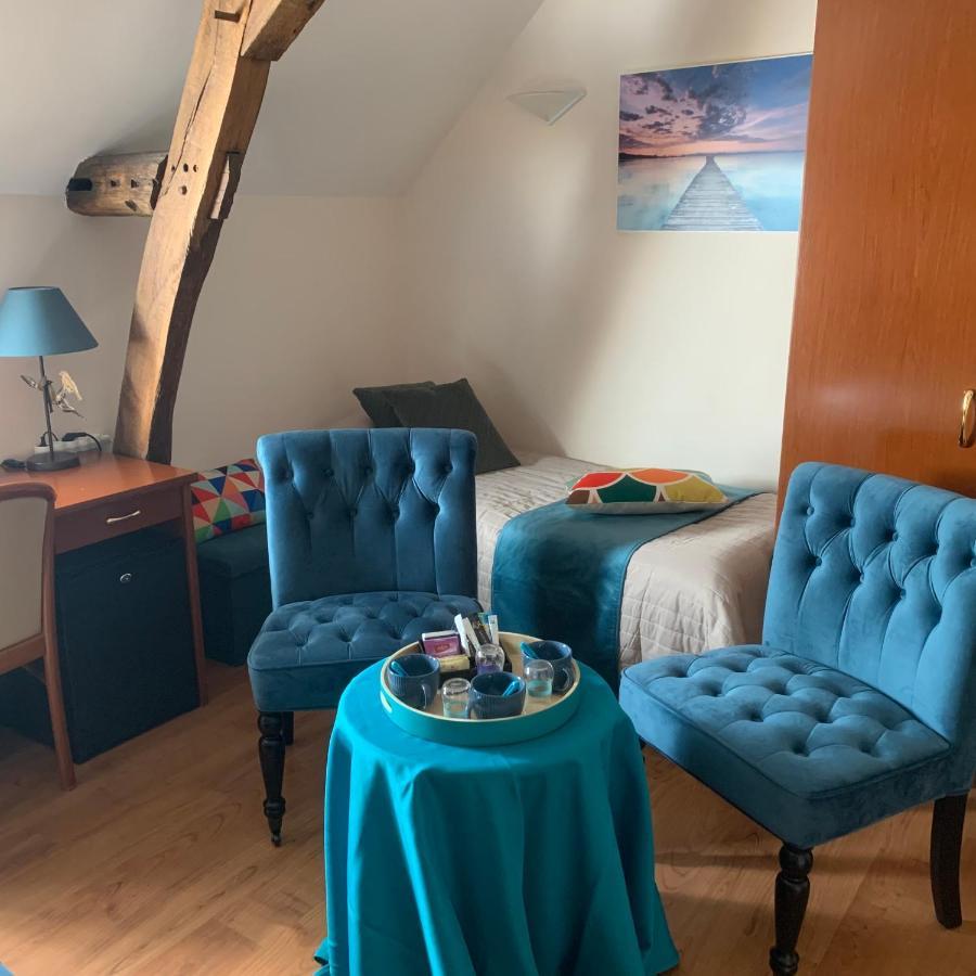 Auberge Du Cheval Blanc Beaumont-Pied-de-Boeuf  Exteriör bild